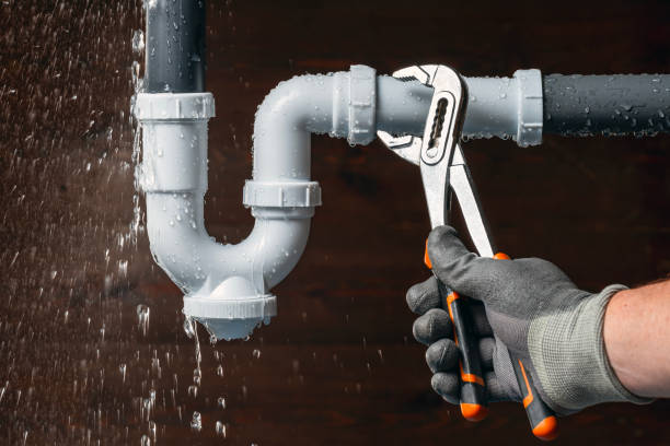 Professional Leak Detection technician working in Gardiner, ME